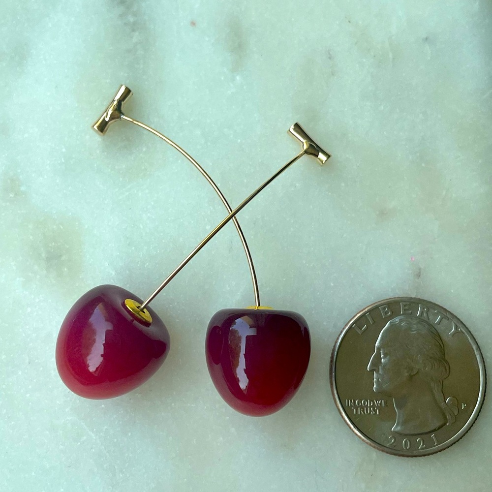 🍒 Urban Outfitters Cherry Season Dangle Earrings - Picture 7 of 7